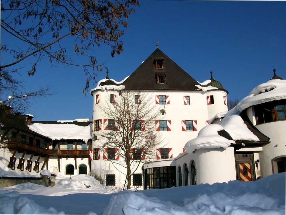 Family Hotel Schloss Rosenegg Fieberbrunn Kültér fotó