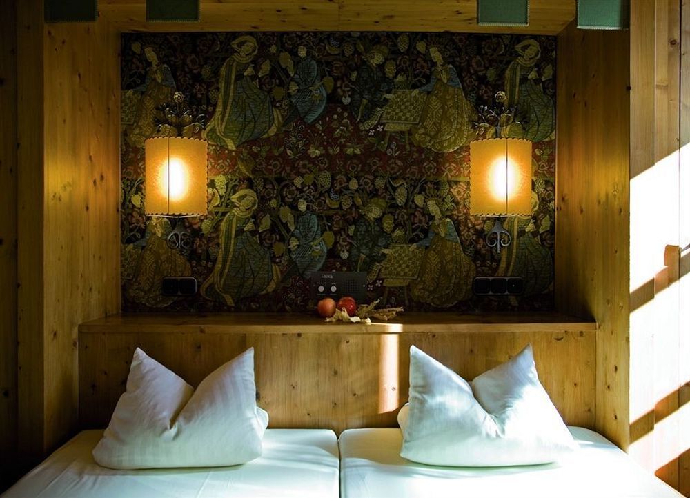 Family Hotel Schloss Rosenegg Fieberbrunn Kültér fotó