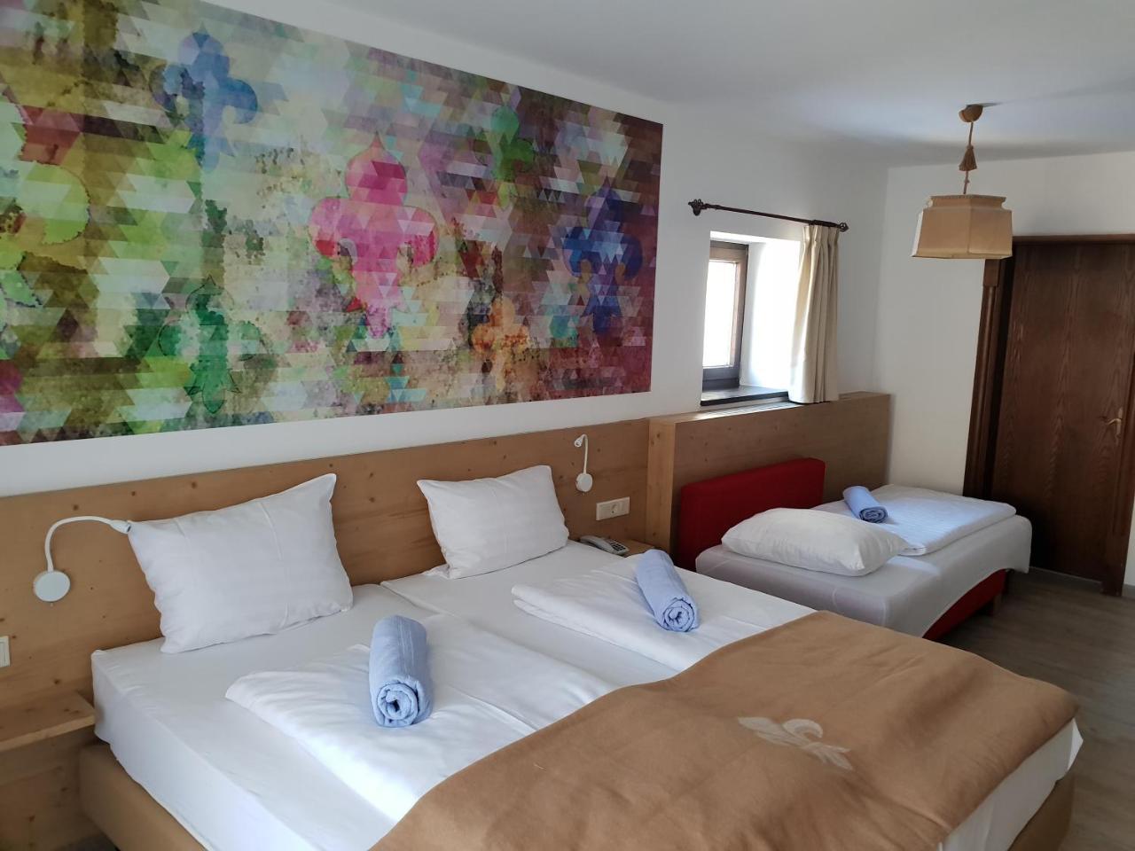 Family Hotel Schloss Rosenegg Fieberbrunn Kültér fotó